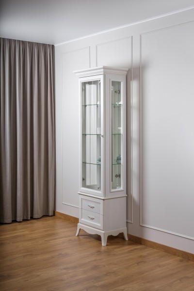 Шкаф-витрина для посуды Амели (левая)